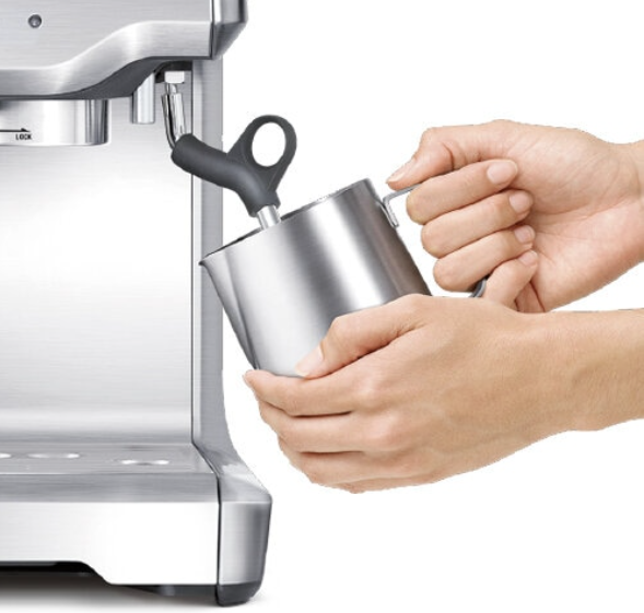  Manual hand-crafted microfoam